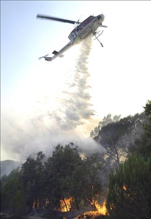 El Cabildo gasta 695.000 euros anuales en un helicóptero contra incendios