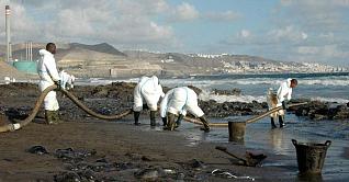 La Fiscalía de Las Palmas archiva la investigación sobre el vertido de fuel de Disa en playa Las Gaviotas en 2007