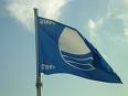 Un total de 571 banderas azules ondearán este verano en las playas y puertos
