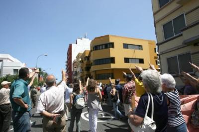 Vecinos de Gran Canaria protestan contra la ''pandemia'' de las antenas de telefonía móvil